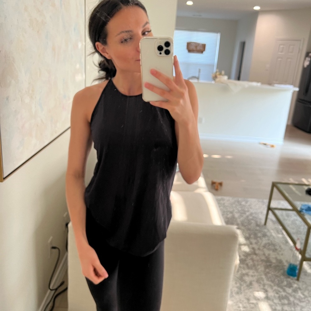 Lululemon tank top